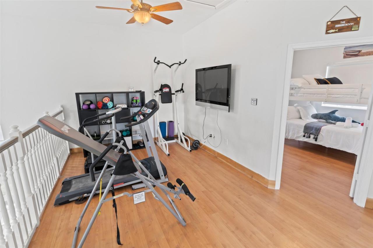 Holiday home Upscale Mansion In The Heart Of With Pool Miami